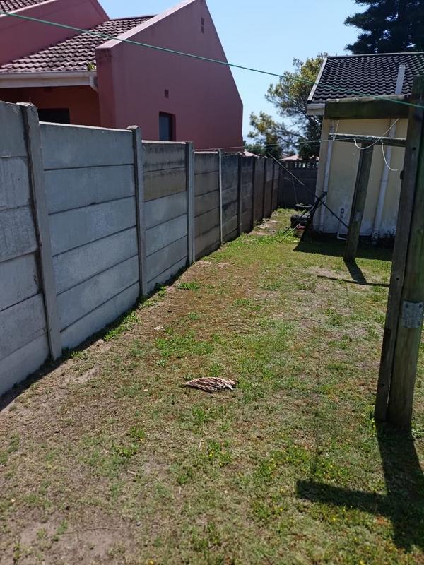 3 Bedroom Property for Sale in Heiderand Western Cape